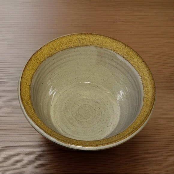 Signed Studio Art Pottery Lidded Caserole Dish Vessel - Picture 3 of 6